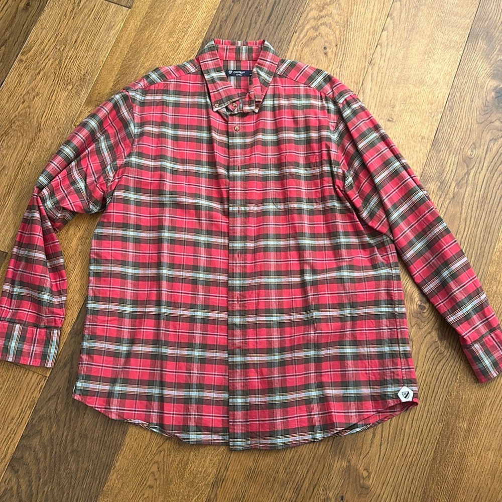 Men’s Cremieux button down shirt